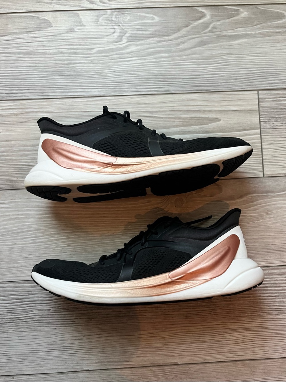 LULULEMON ATHLETICA Blissfeel Running Shoes Size 9.5